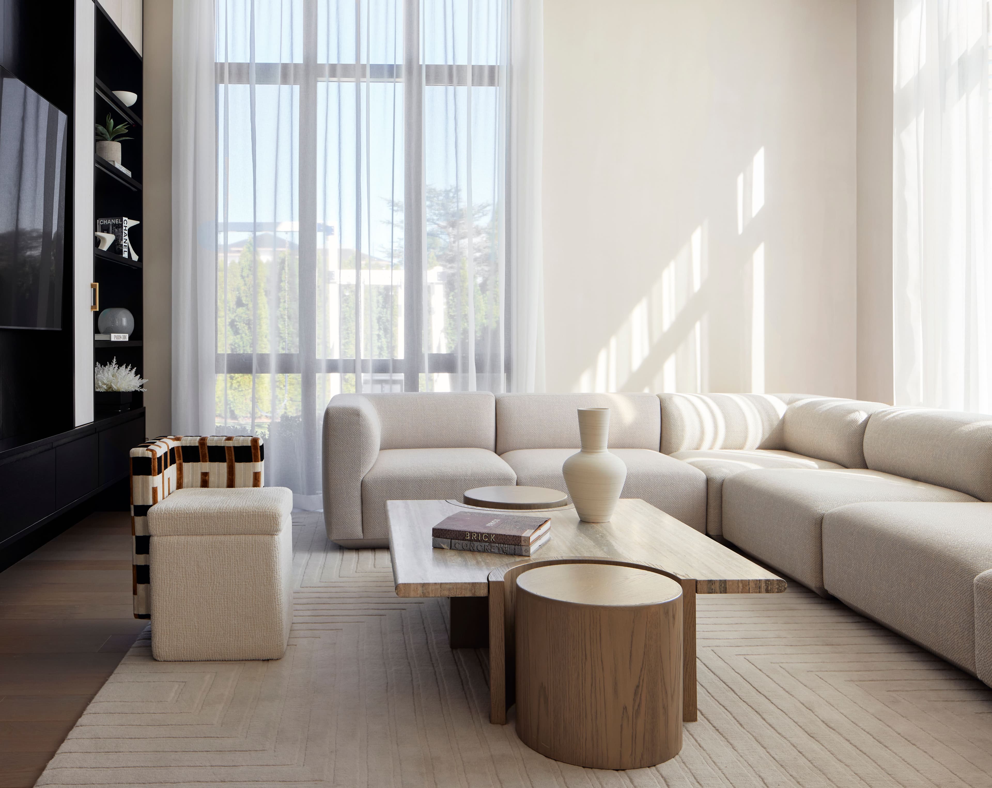 Galili, Bolt, Bolt Builds, Bar Design NYC, Bolt Builds NYC, Bolt Builds New York City, Bolt Design NYC, Bolt New York City, Custom Interior Design New York, Custom millwork NYC, Elegant Hospitality Interiors NYC, Boutique Design Agency New York, High-End Bar Design NYC, High-End Interior Design Agency NYC, High-End Retail Design New York, High-end Millwork NYC, Hospitality, Hospitality Interior Design New York, Innovative Hospitality Solutions New York, Luxery Millwork NYC, Luxury Bar Design NYC, Luxury Hospitality Consultants NYC, Luxury Millwork NYC, NYC Residential Interior Designers, New York, New York City, New York Design and Branding for Hospitality, New York Hospitality Branding, New York Retail Interior Design, Sophisticated Branding Agency NYC, luxury Hospitality Design NYC